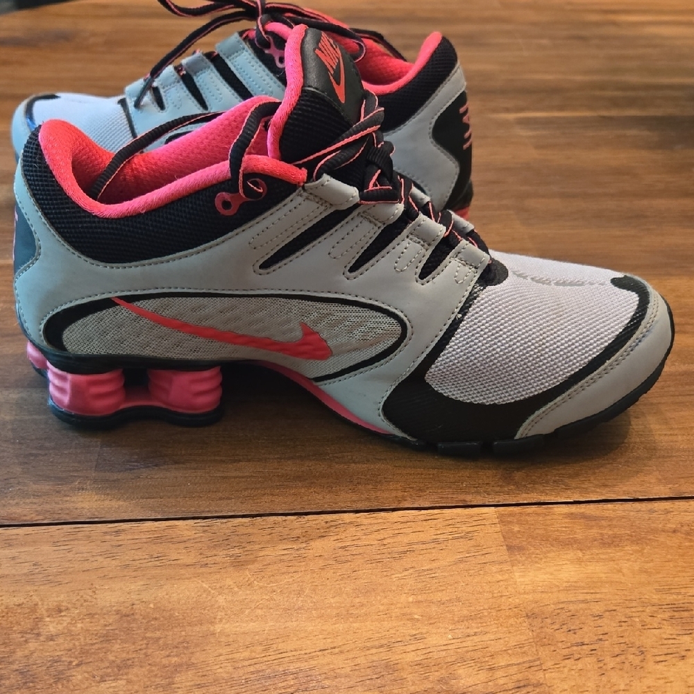 Nike Women's Gray and Pink Shox Athletic Sneakers - Picture 4 of 16